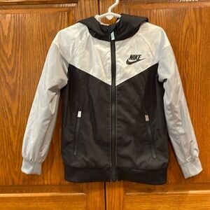 Nike size 4 windbreaker